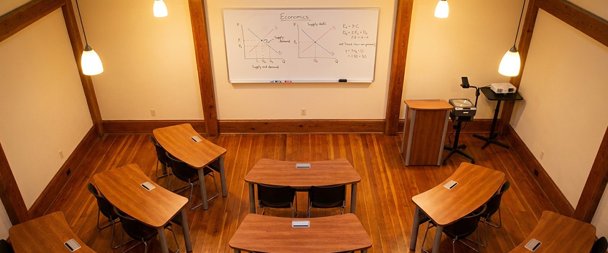 Small class arrangement in a JC Economics tuition room in Singapore
